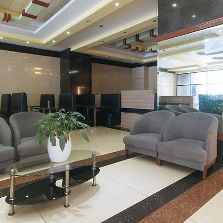 Reddoorz At Winter Hotel Araneta 奎松市 外观 照片