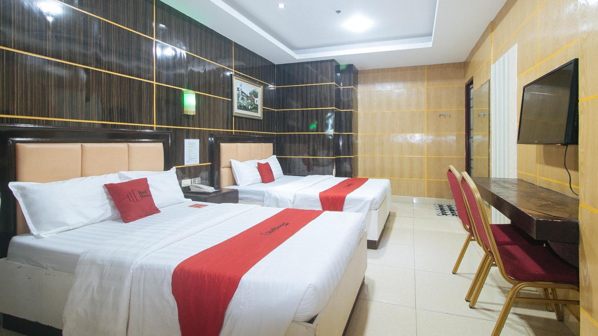 Reddoorz At Winter Hotel Araneta 奎松市 外观 照片