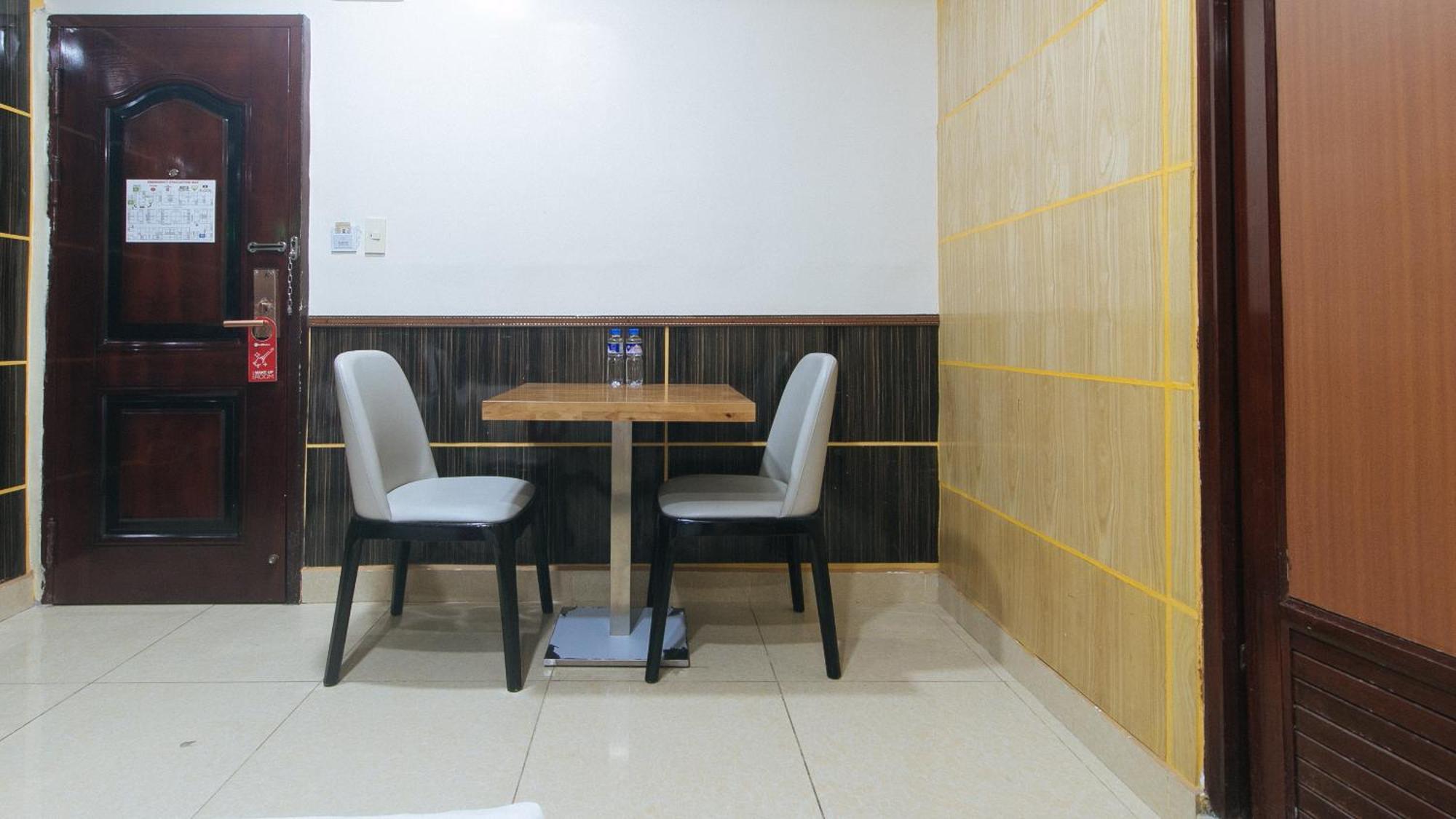 Reddoorz At Winter Hotel Araneta 奎松市 外观 照片