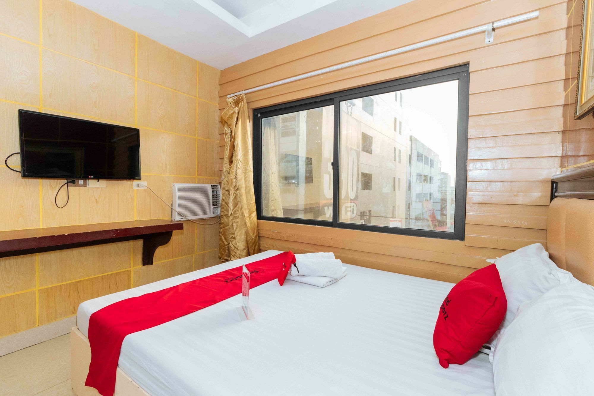 Reddoorz At Winter Hotel Araneta 奎松市 外观 照片