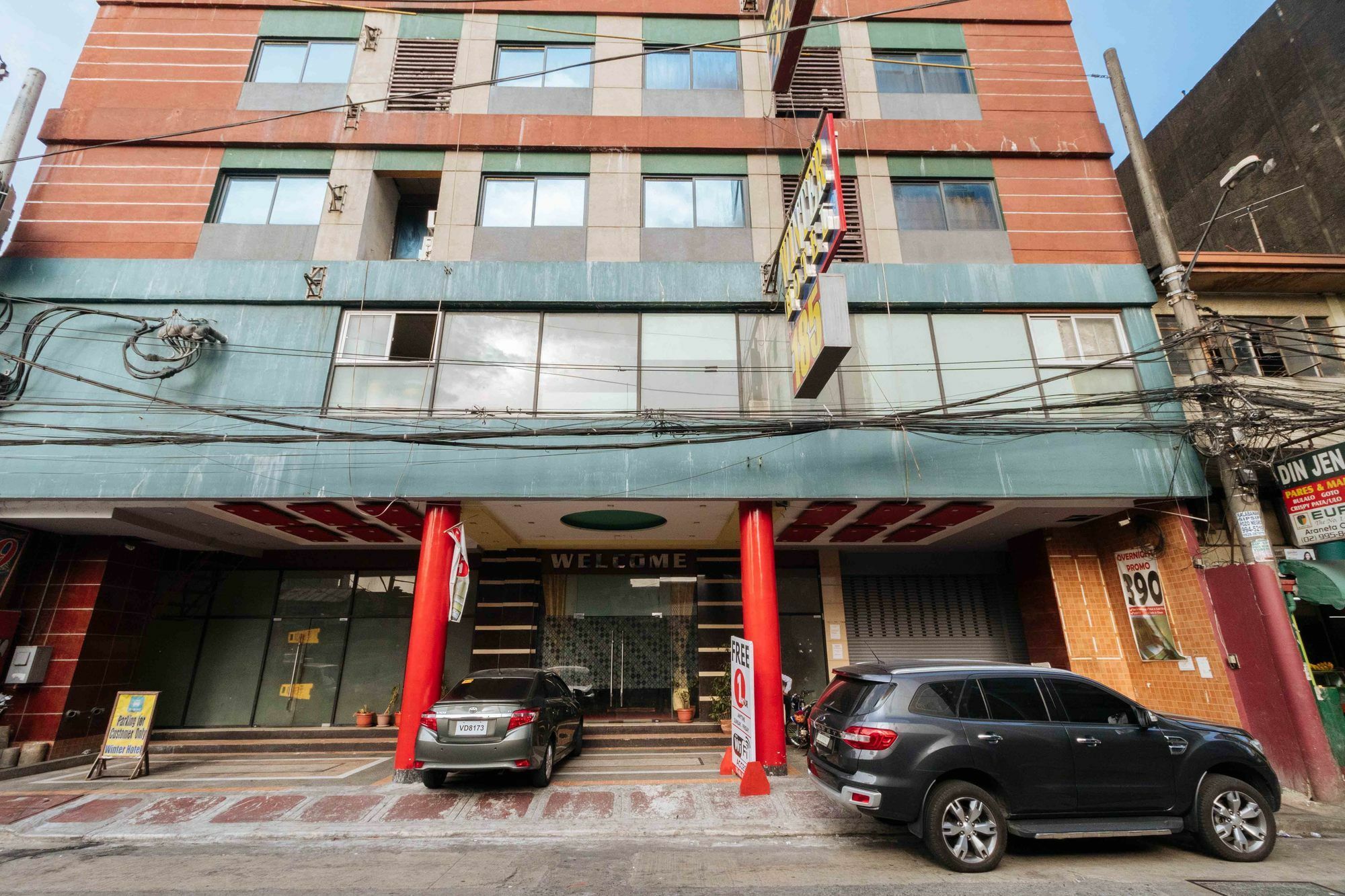 Reddoorz At Winter Hotel Araneta 奎松市 外观 照片